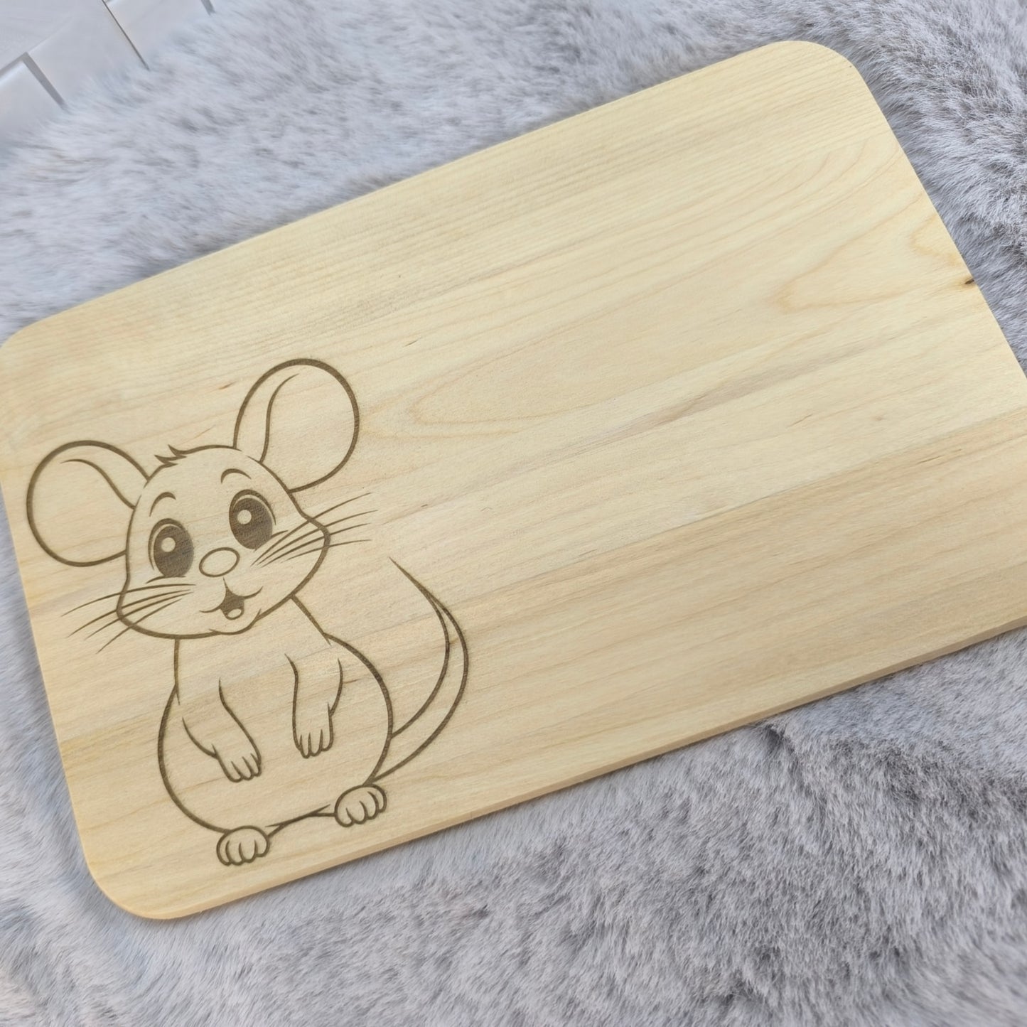 Personalisierbares Brotzeitbrett für Kinder - Pferde Motive – Das perfekte Geschenk